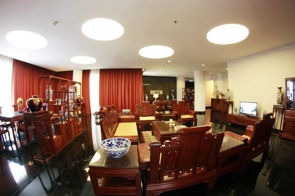 Merlynn Park Hotel Jakarta Ngoại thất bức ảnh